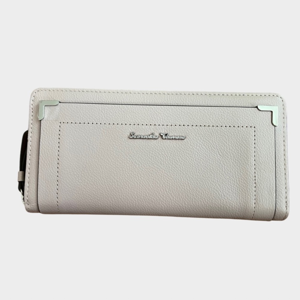 Authentic Samantha Thavasa long wallet